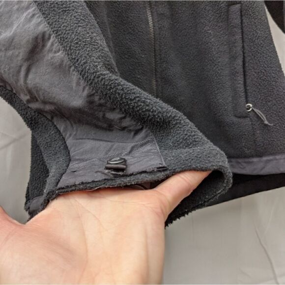 Hooded North Face fleece jacket - Picture 6 of 15